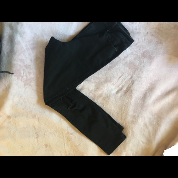 LN Distressed Knee Black Skinny Jeans 8 - Picture 1 of 8